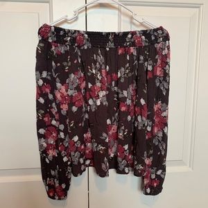 Off the shoulder long sleeve floral shirt